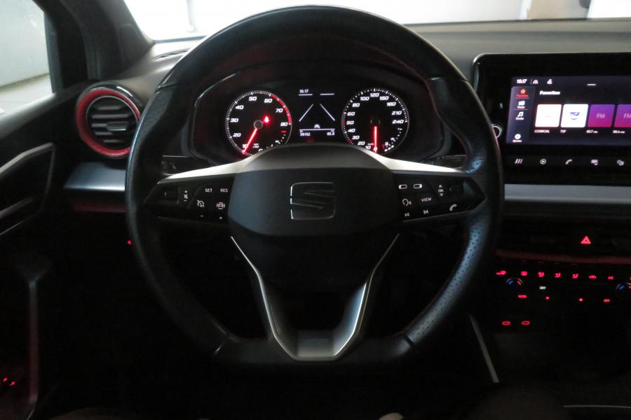 seat-arona-2023-gasolina-999cc