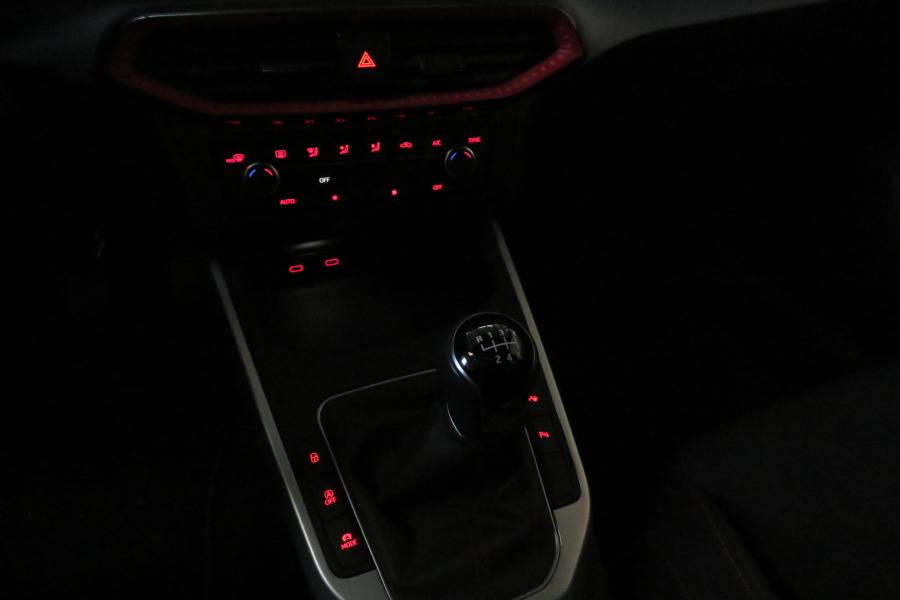 seat-arona-2023-gasolina-999cc