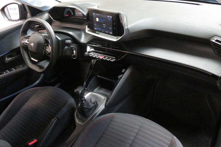 peugeot-208-2023-gasolina-1199cc