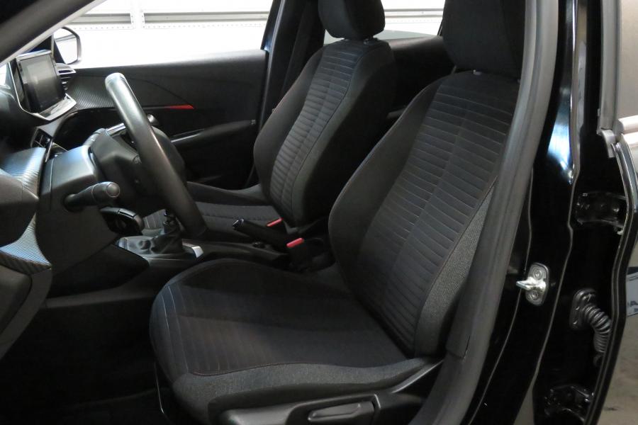 peugeot-208-2023-gasolina-1199cc