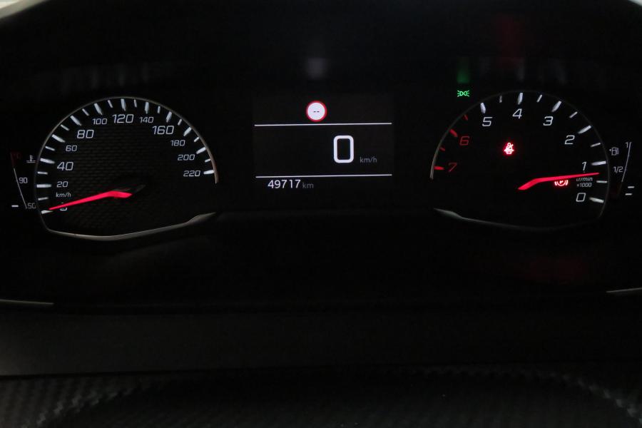 peugeot-208-2023-gasolina-1199cc