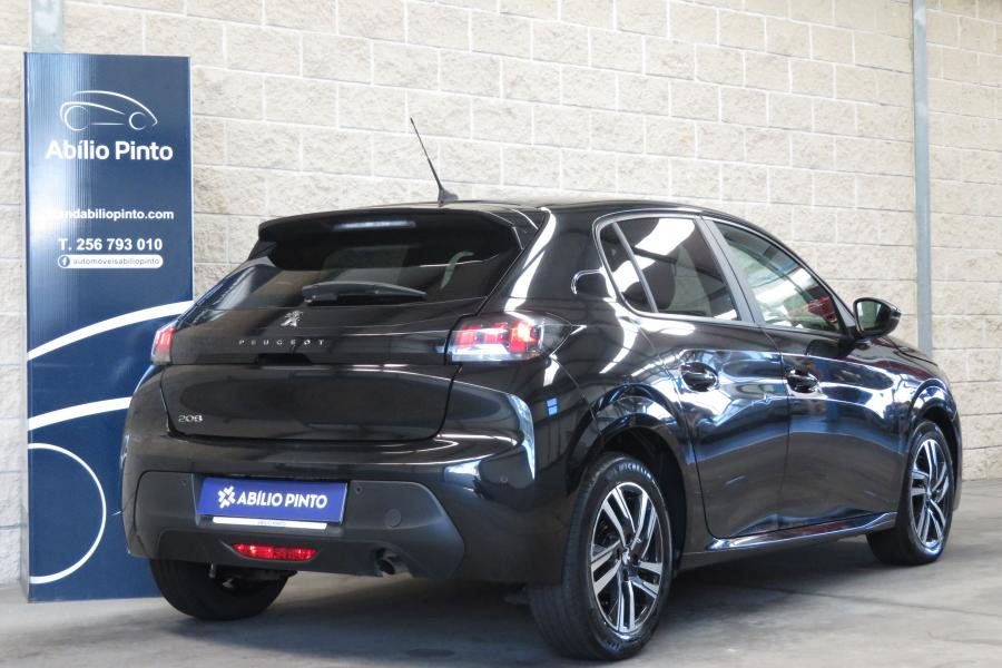 peugeot-208-2023-gasolina-1199cc