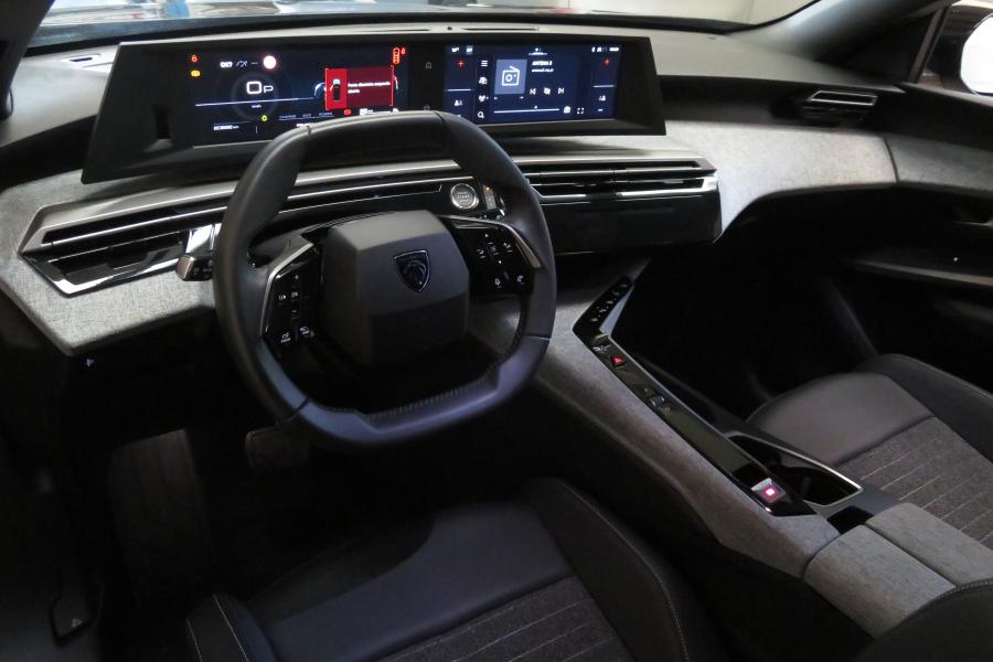 peugeot-5008-2025-gasolina-1199cc