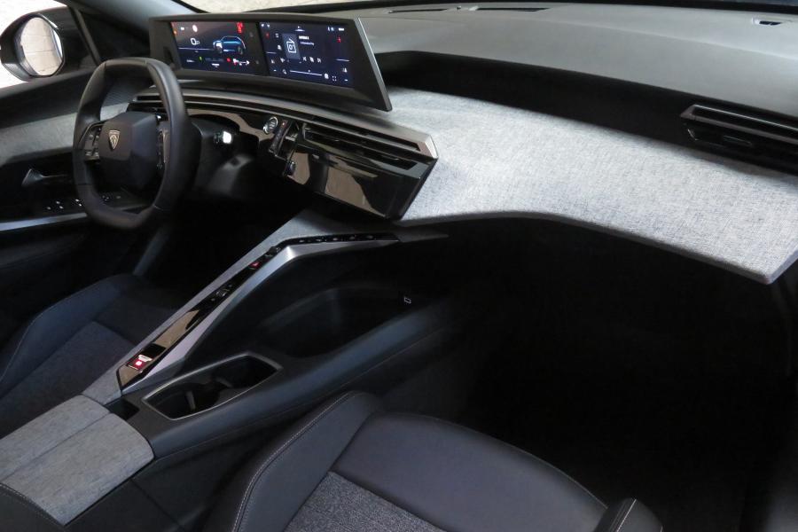 peugeot-5008-2025-gasolina-1199cc