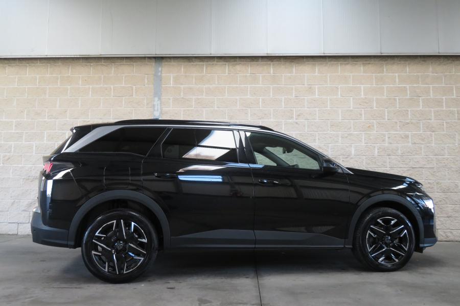 peugeot-5008-2025-gasolina-1199cc