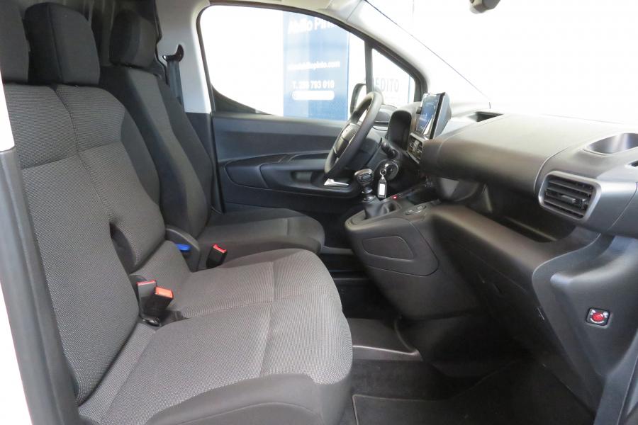 opel-combo-2025-diesel-1499cc