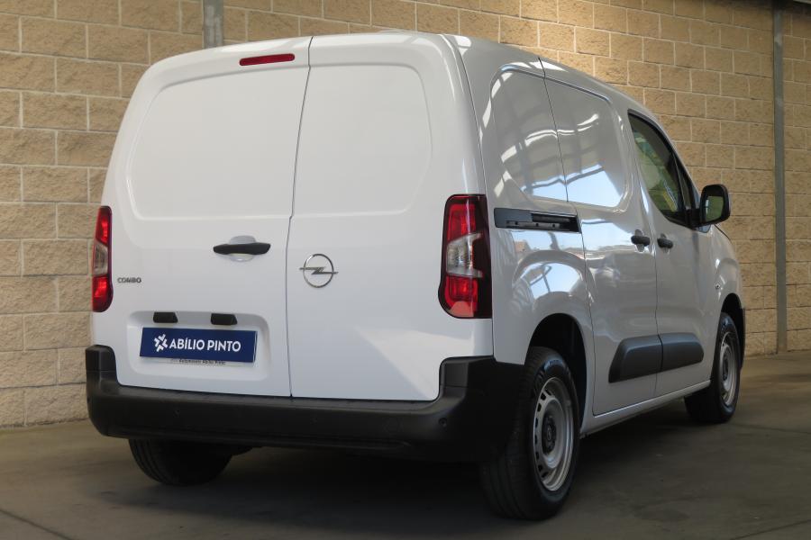 opel-combo-2025-diesel-1499cc