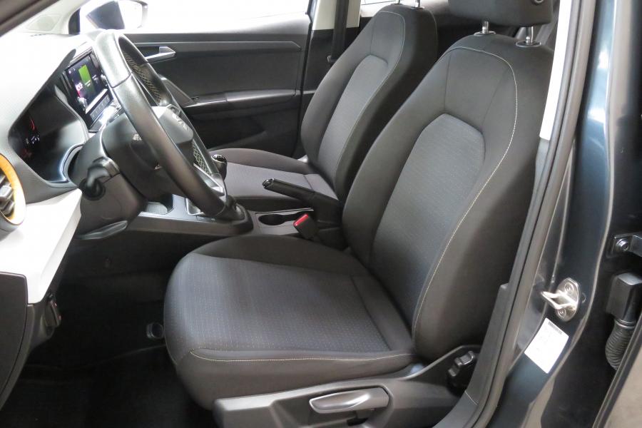 seat-ibiza-2023-gasolina-999cc