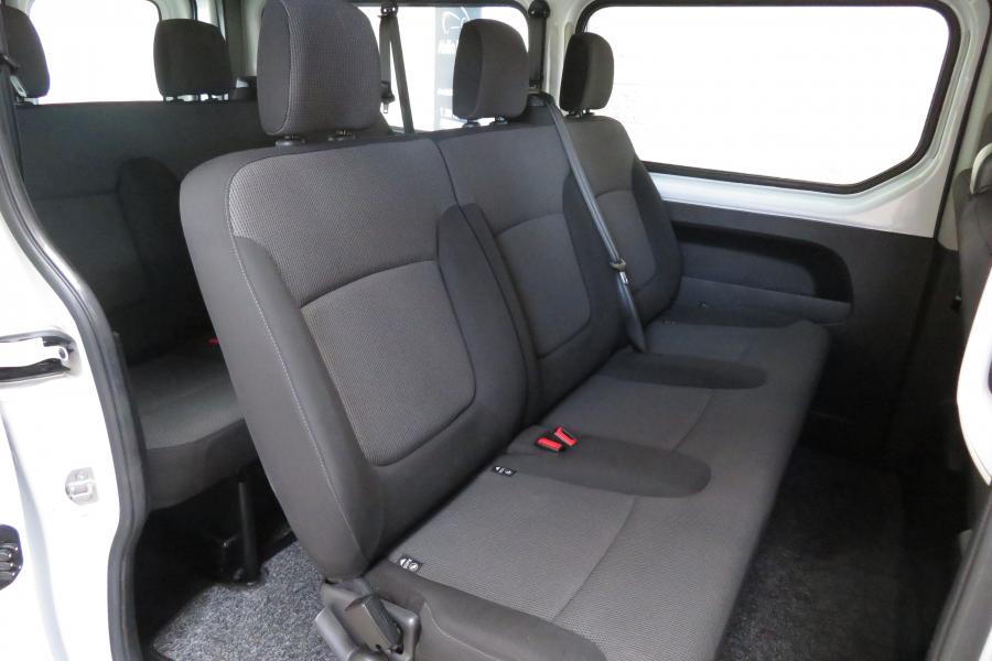 renault-trafic-2023-diesel-1997cc