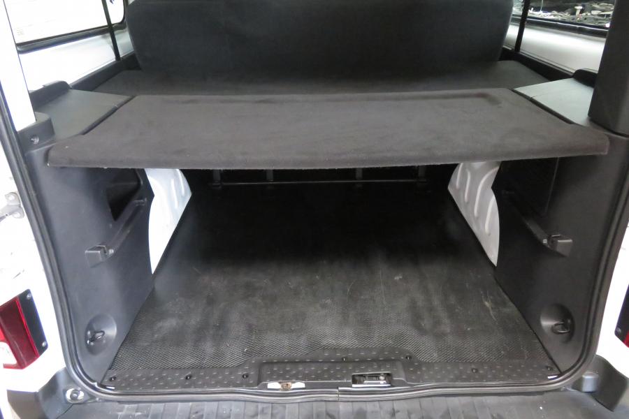renault-trafic-2023-diesel-1997cc