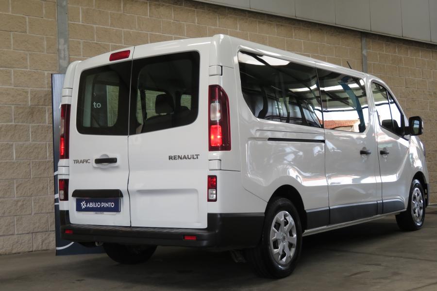 renault-trafic-2023-diesel-1997cc