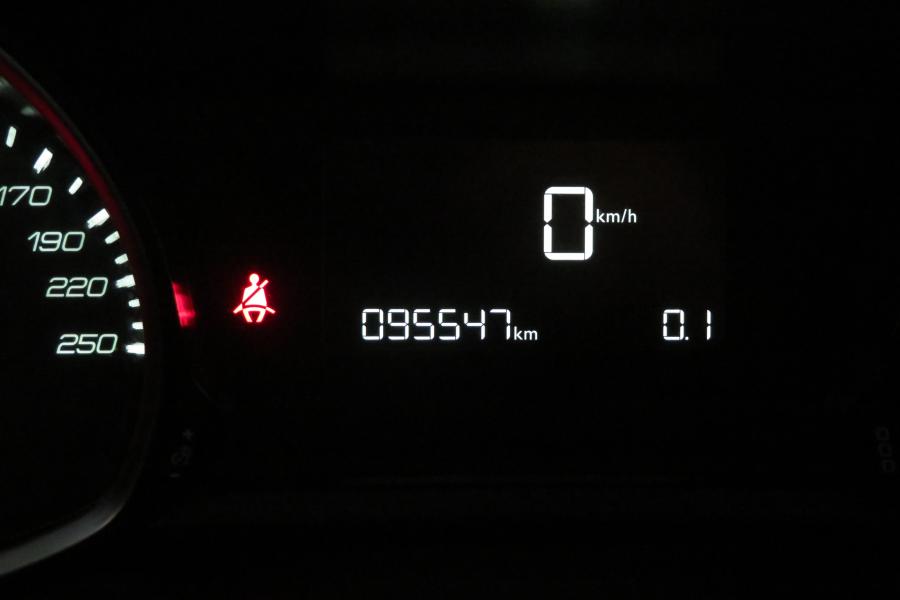 peugeot-308-sw-2019-diesel-1499cc