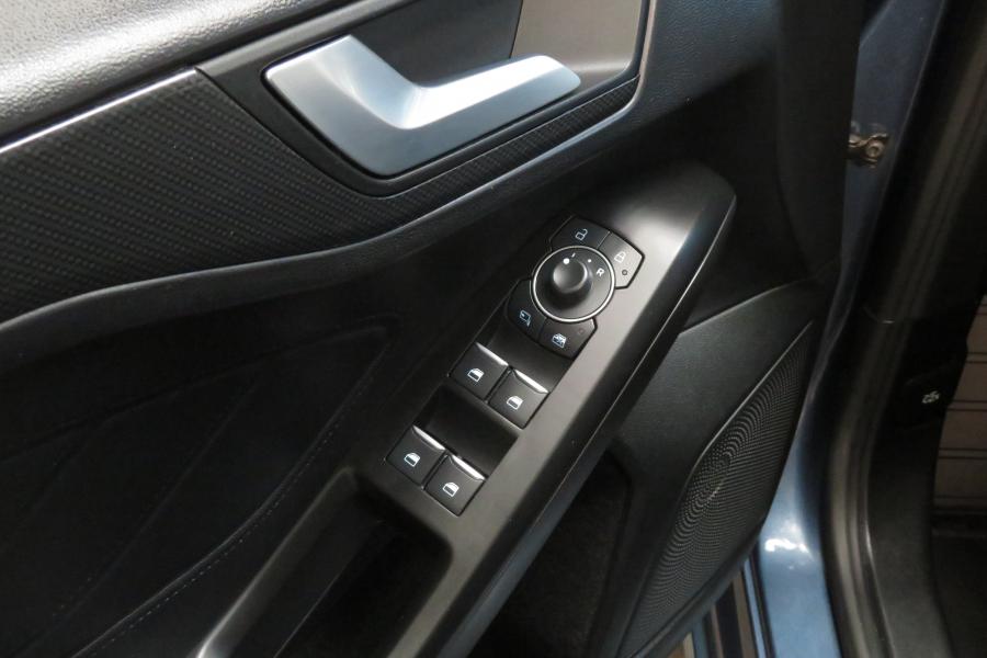 ford-focus-sw-2023-gasolina-998cc