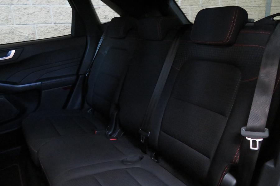 ford-kuga-2022-gasolina-1499cc