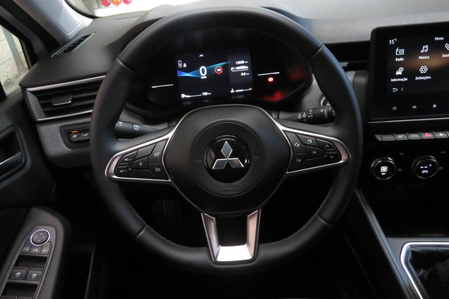 mitsubishi-colt-2025-gasolina-999cc