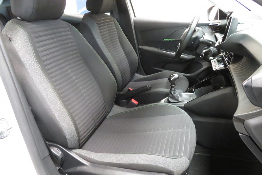 peugeot-208-2024-gasolina-1199cc