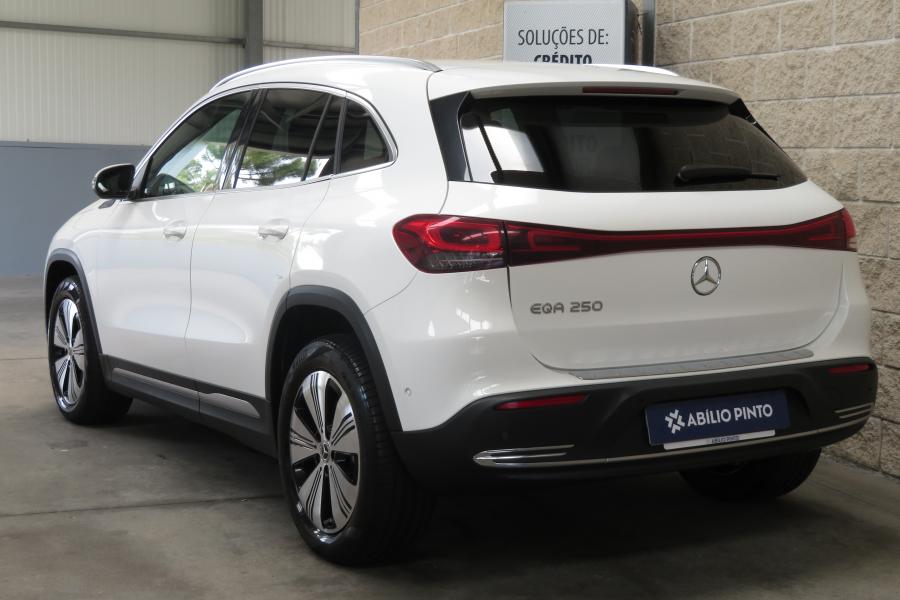 mercedes-benz-eqa-2021-eletrico-0cc