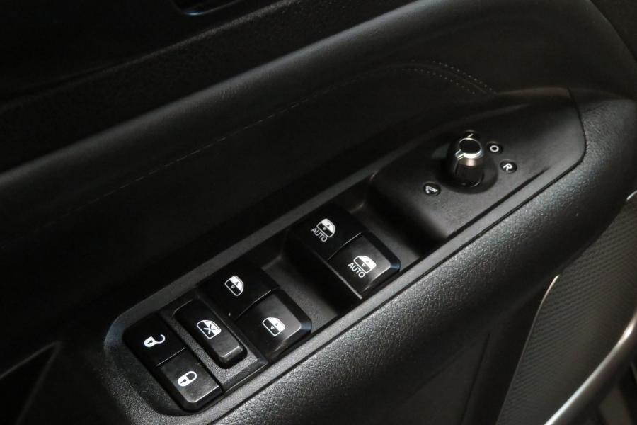 jeep-compass-2023-hibrido-a-gasolina-1332cc