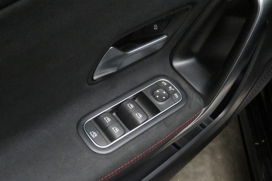 mercedes-benz-classe-a-2023-gasolina-1332cc
