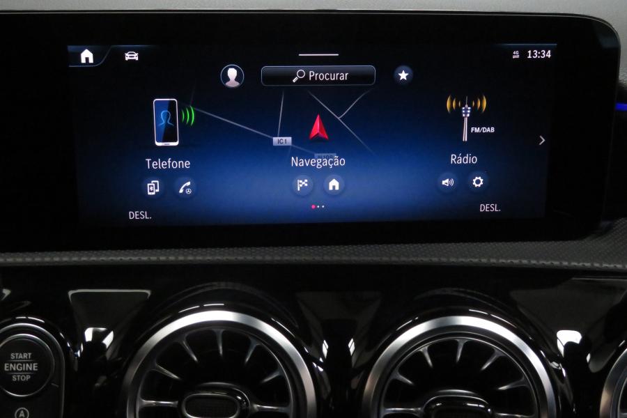 mercedes-benz-classe-a-2023-gasolina-1332cc