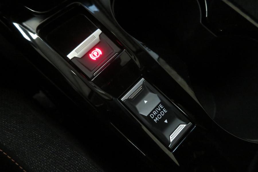 peugeot-e-208-2025-eletrico-0cc