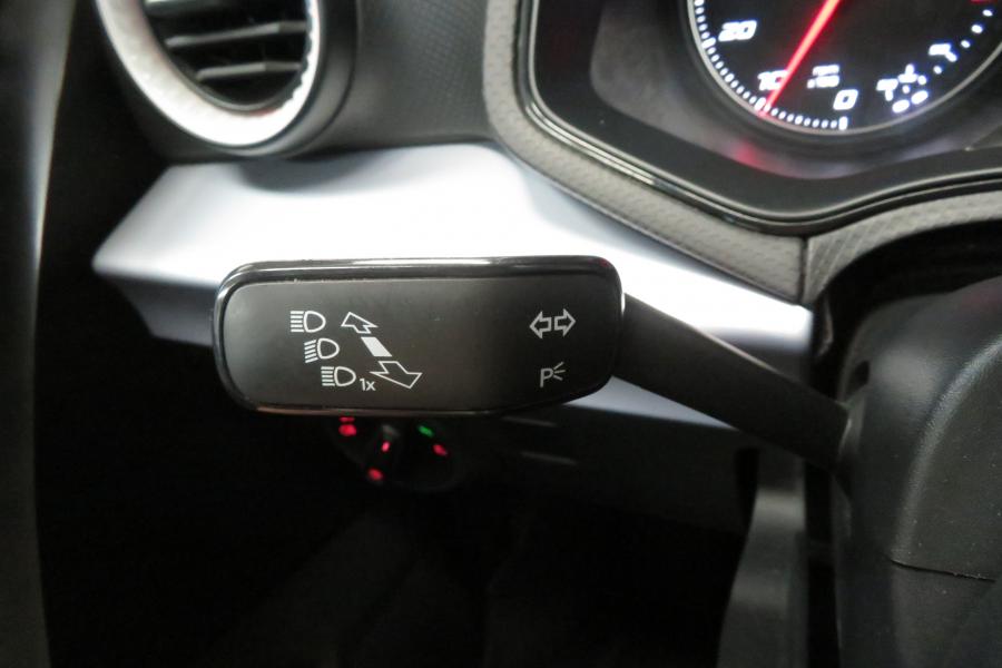 seat-ibiza-2023-gasolina-999cc