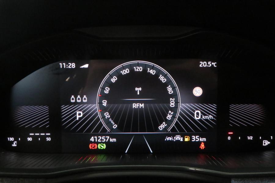 skoda-kamiq-2024-gasolina-999cc