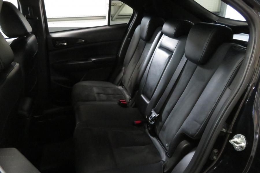 mitsubishi-eclipse-cross-2022-hibrido-a-gasolina-2360cc