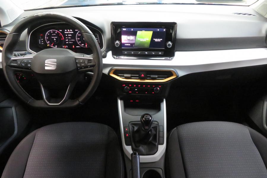seat-arona-2023-gasolina-999cc
