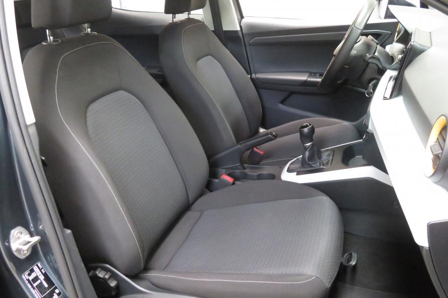 seat-arona-2023-gasolina-999cc