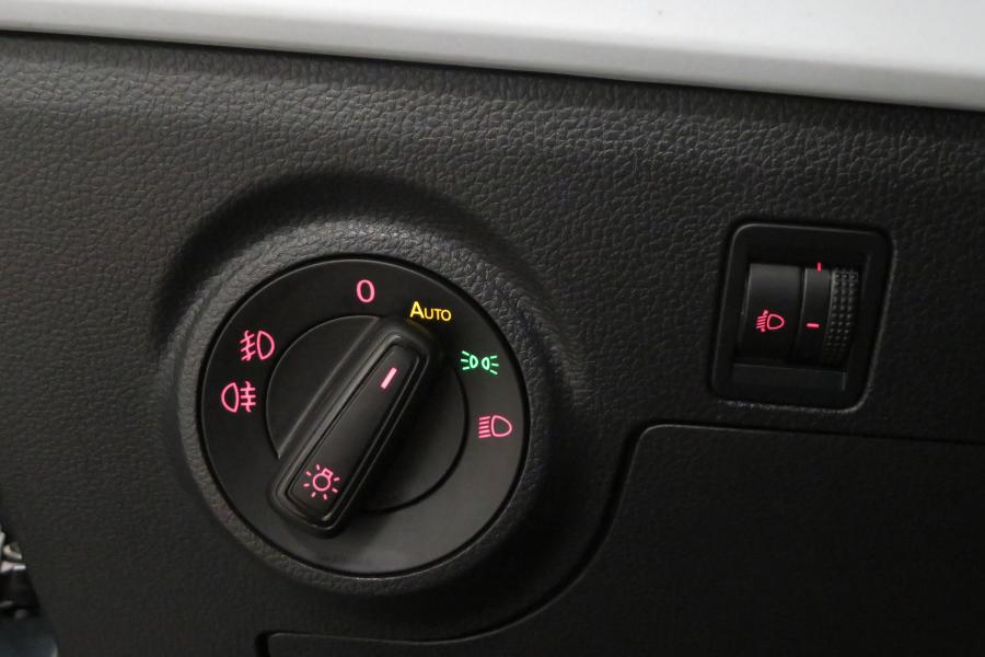 seat-arona-2023-gasolina-999cc