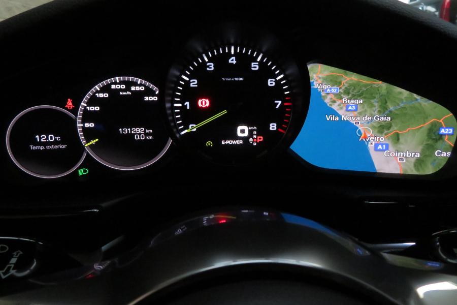 porsche-panamera-2018-hibrido-a-gasolina-2894cc