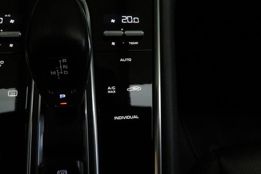 porsche-panamera-2018-hibrido-a-gasolina-2894cc