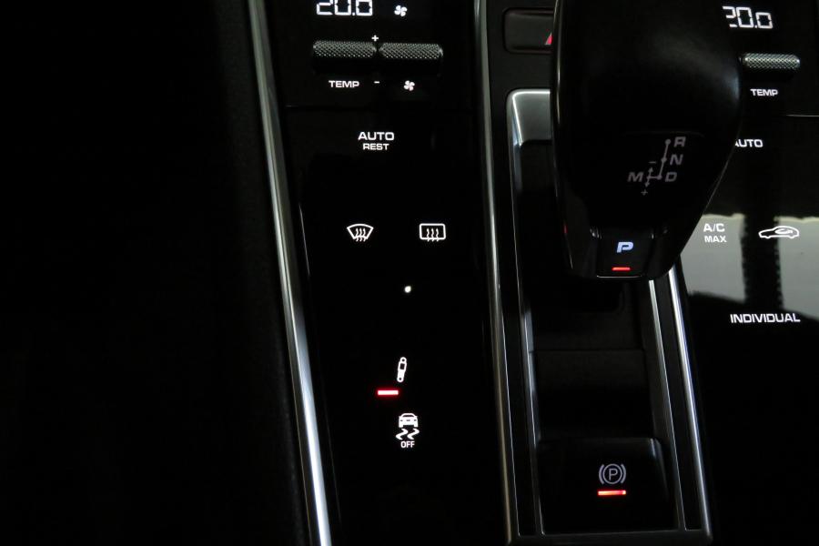 porsche-panamera-2018-hibrido-a-gasolina-2894cc