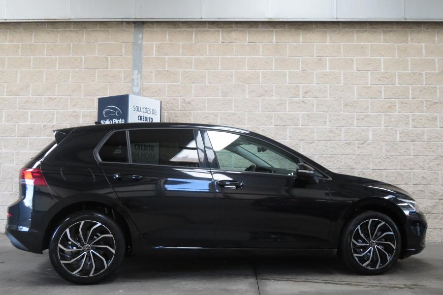 volkswagen-golf-2023-gasolina-999cc