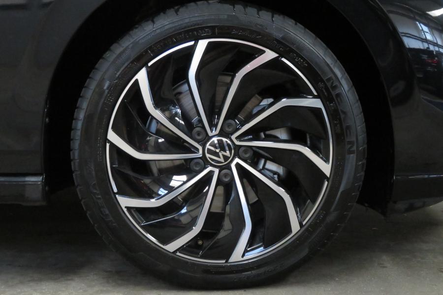 volkswagen-golf-2023-gasolina-999cc