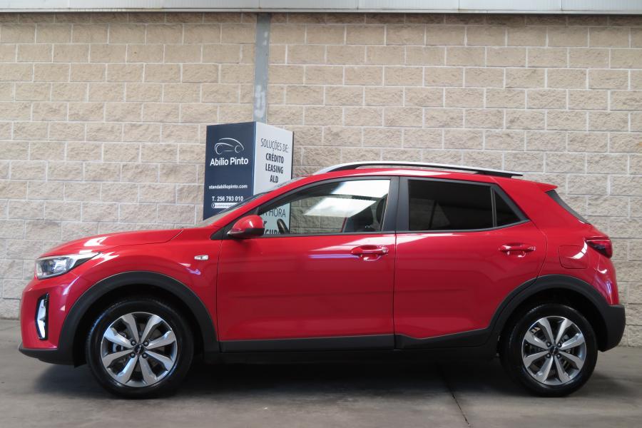 kia-stonic-2025-gasolina-1197cc
