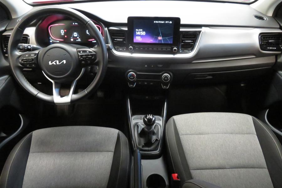 kia-stonic-2025-gasolina-1197cc
