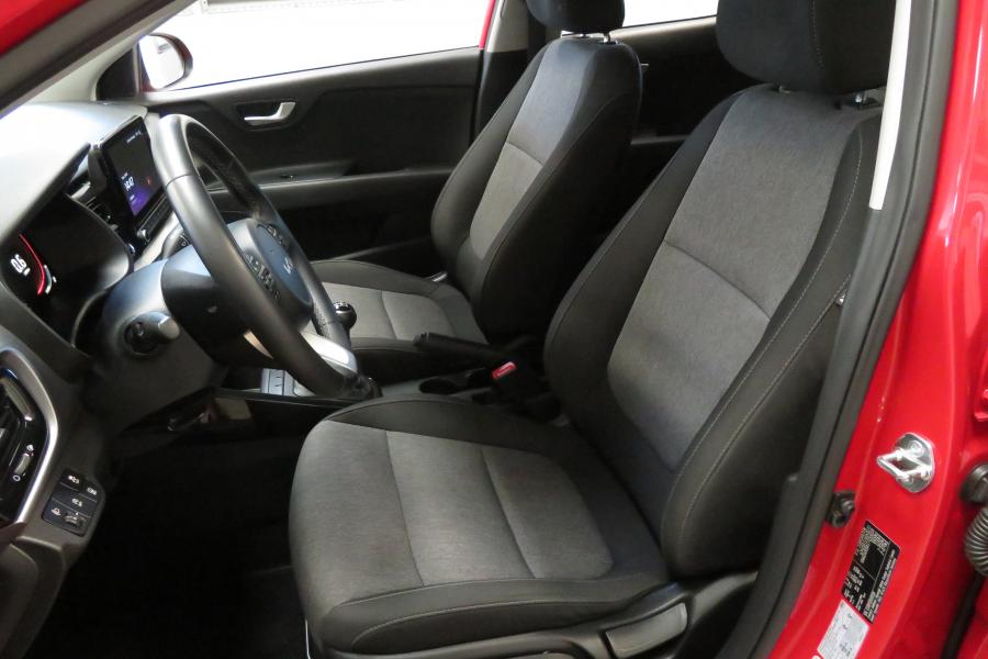 kia-stonic-2025-gasolina-1197cc