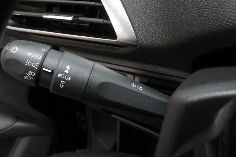 peugeot-3008-2019-diesel-1499cc