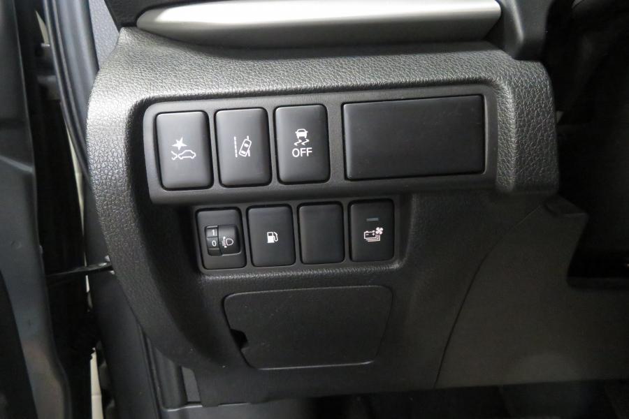 mitsubishi-eclipse-cross-2022-hibrido-a-gasolina-2360cc
