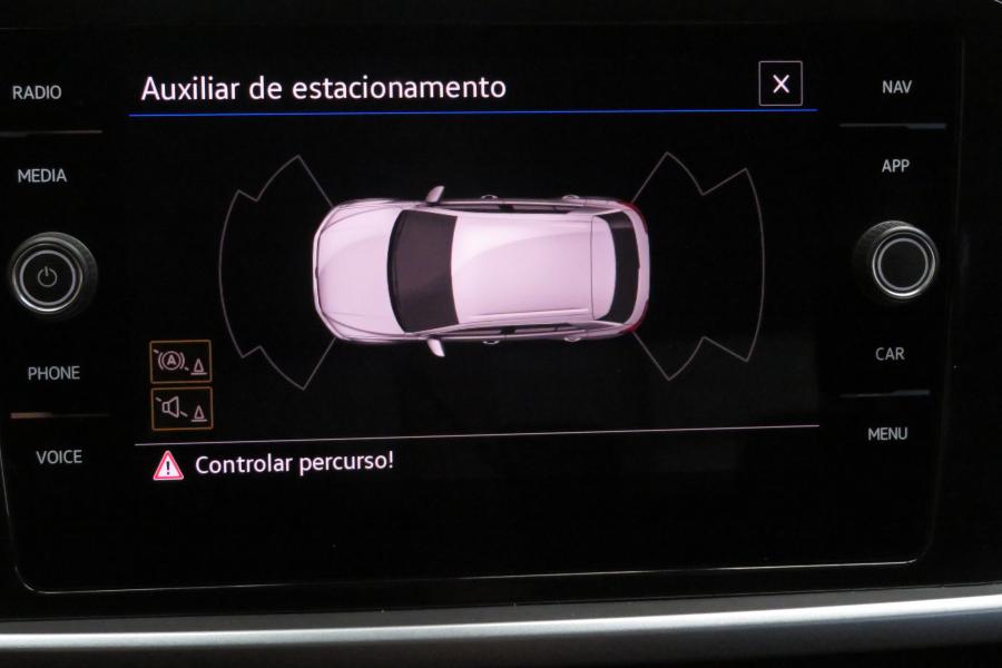 volkswagen-t-roc-2023-gasolina-999cc