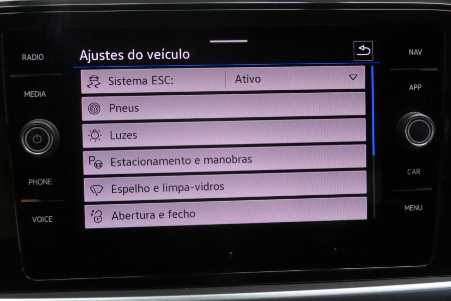 volkswagen-t-roc-2023-gasolina-999cc