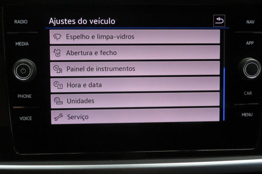 volkswagen-t-roc-2023-gasolina-999cc