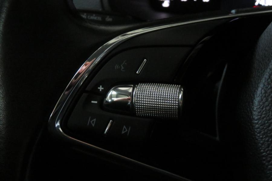 skoda-karoq-2023-gasolina-999cc