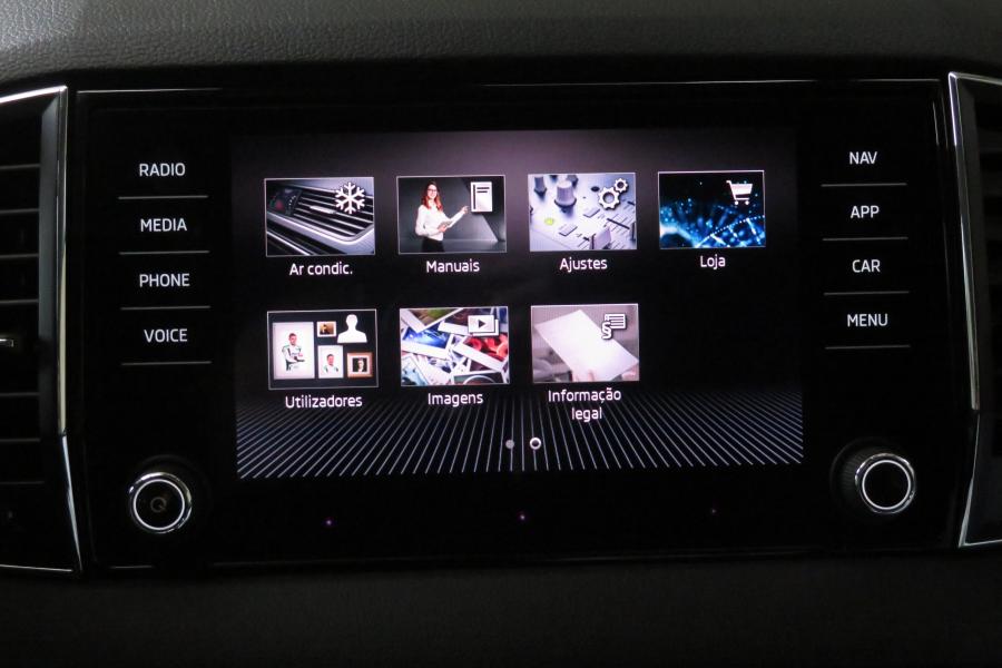 skoda-karoq-2023-gasolina-999cc