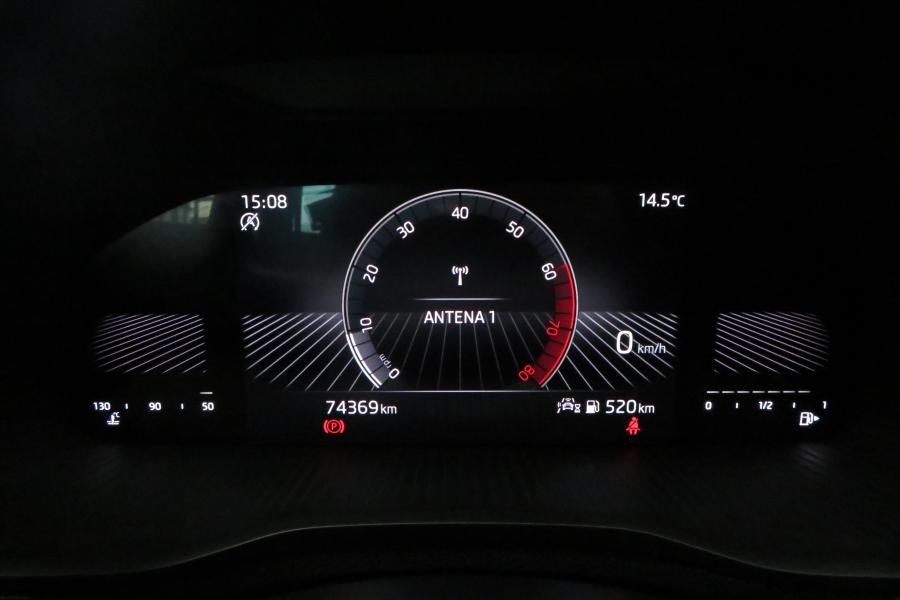 skoda-karoq-2023-gasolina-999cc