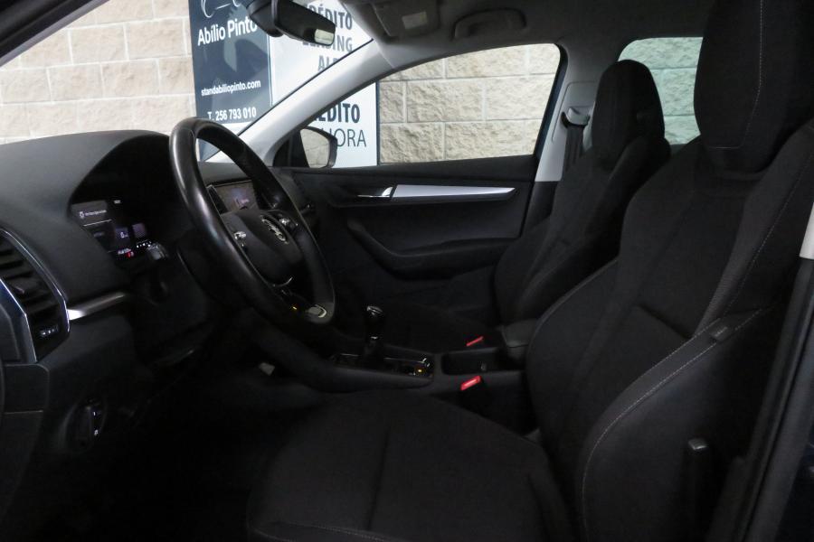 skoda-karoq-2023-gasolina-999cc