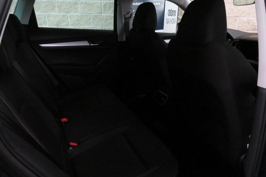skoda-karoq-2023-gasolina-999cc