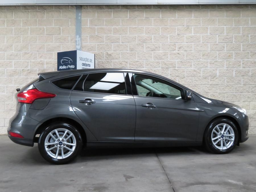 ford-focus-2017-diesel-1499cc